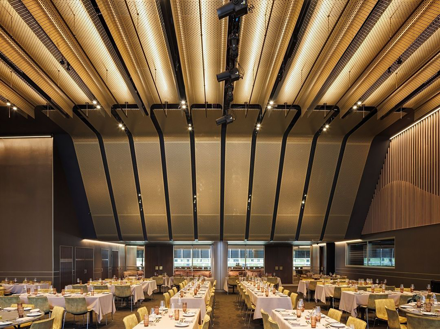 Australia Melborne Marvel Stadium VIP Aluminum Perforated Raft Bespoke Metal Ceiling