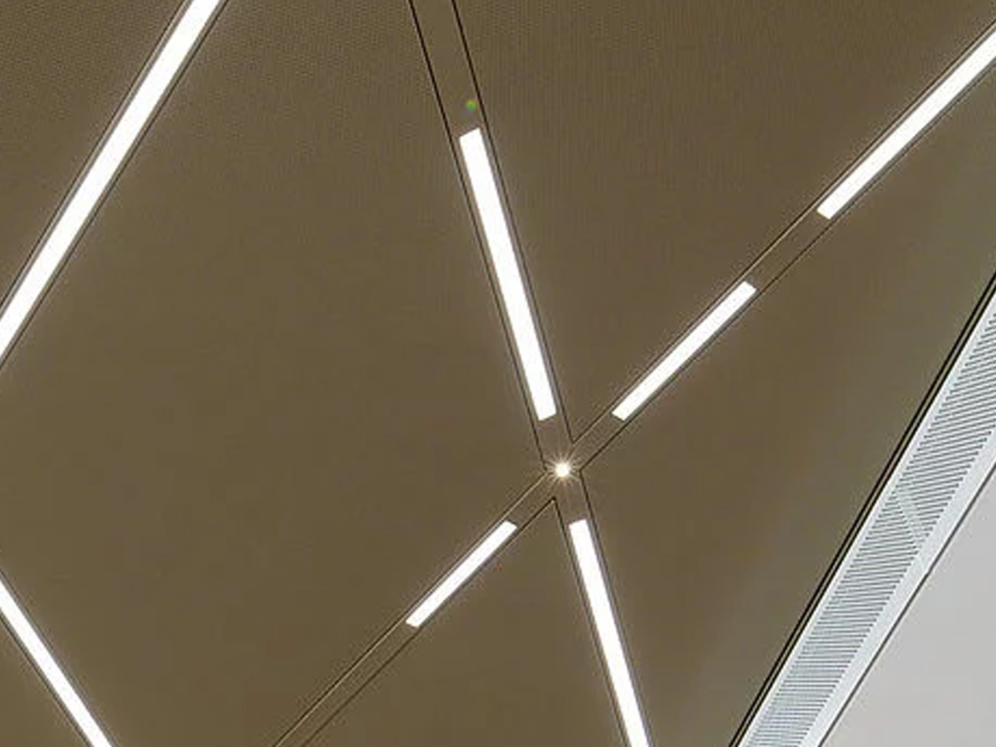 RESORT Aluminum Metal Ceiling Aluminum False Ceiling Panel 