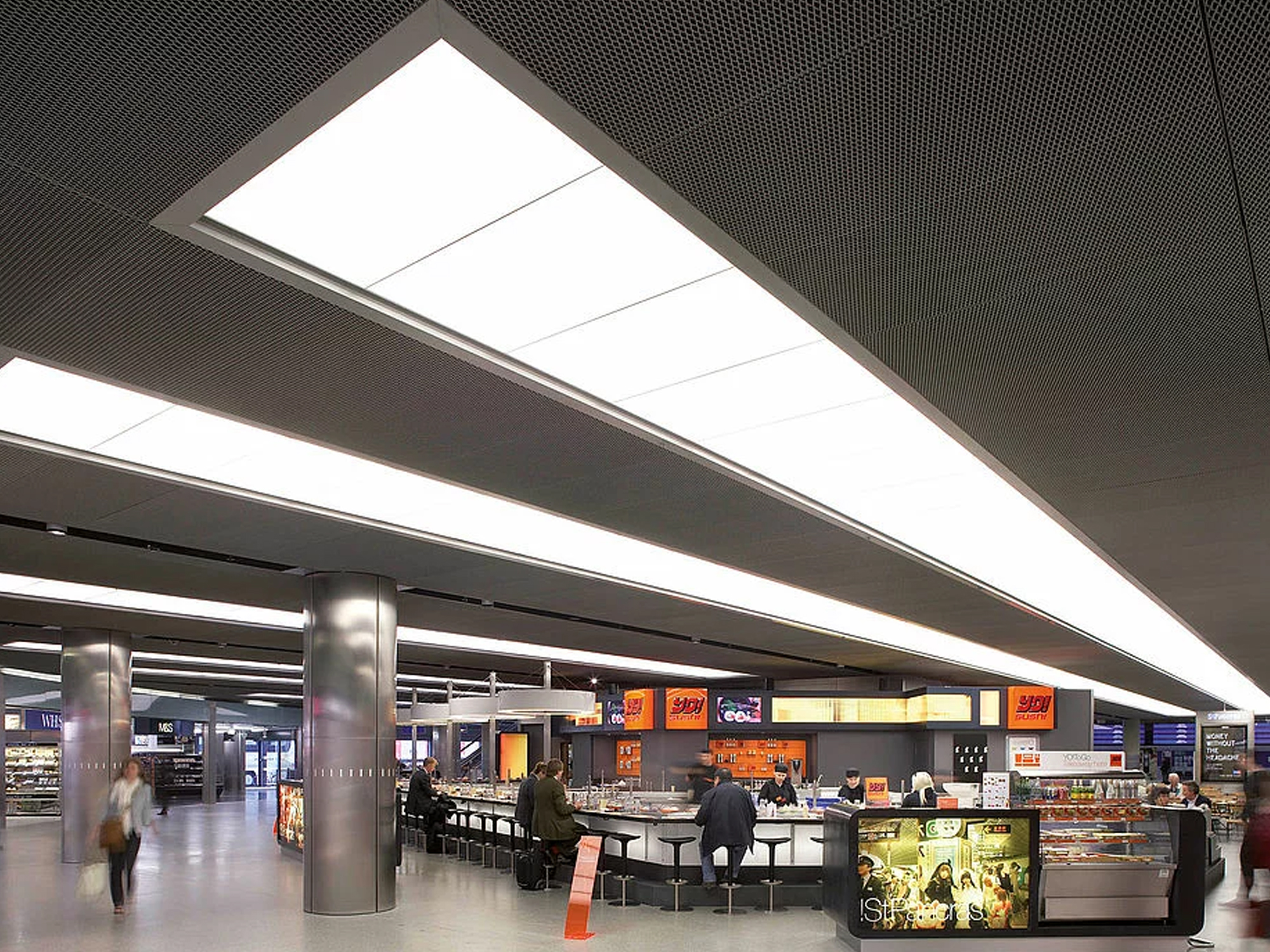 International Station METAL PANELS Aluminum False Ceiling Panel Customized Ceiling