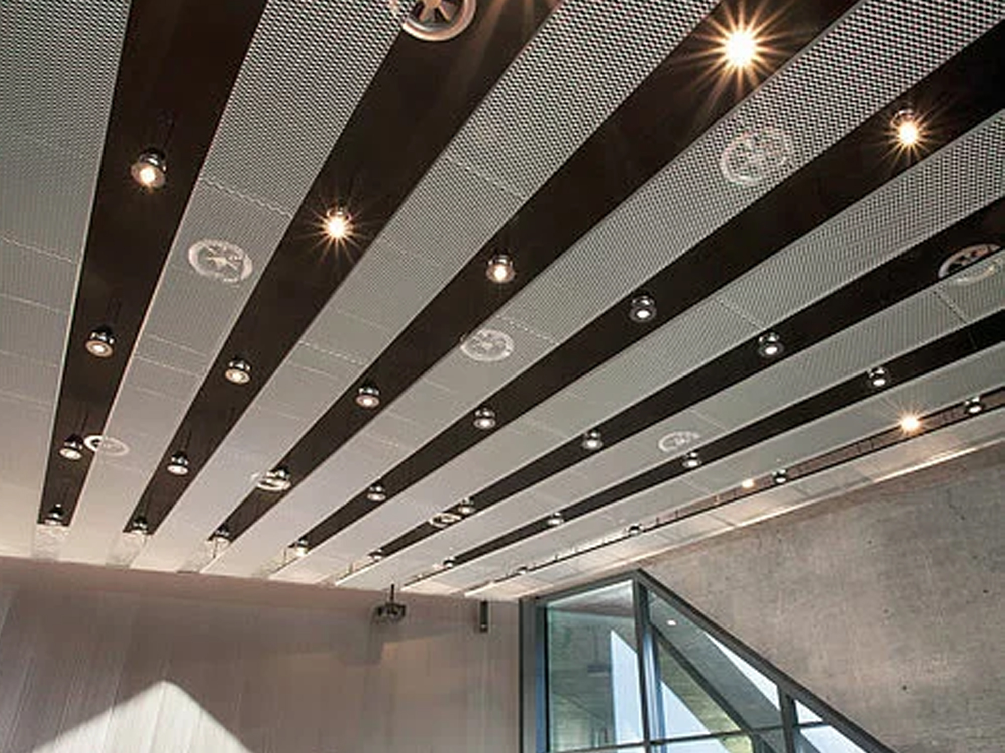 Polish Aviation Museum Aluminum False Ceiling Panel Metal Aluminum Ceiling Customized Ceiling