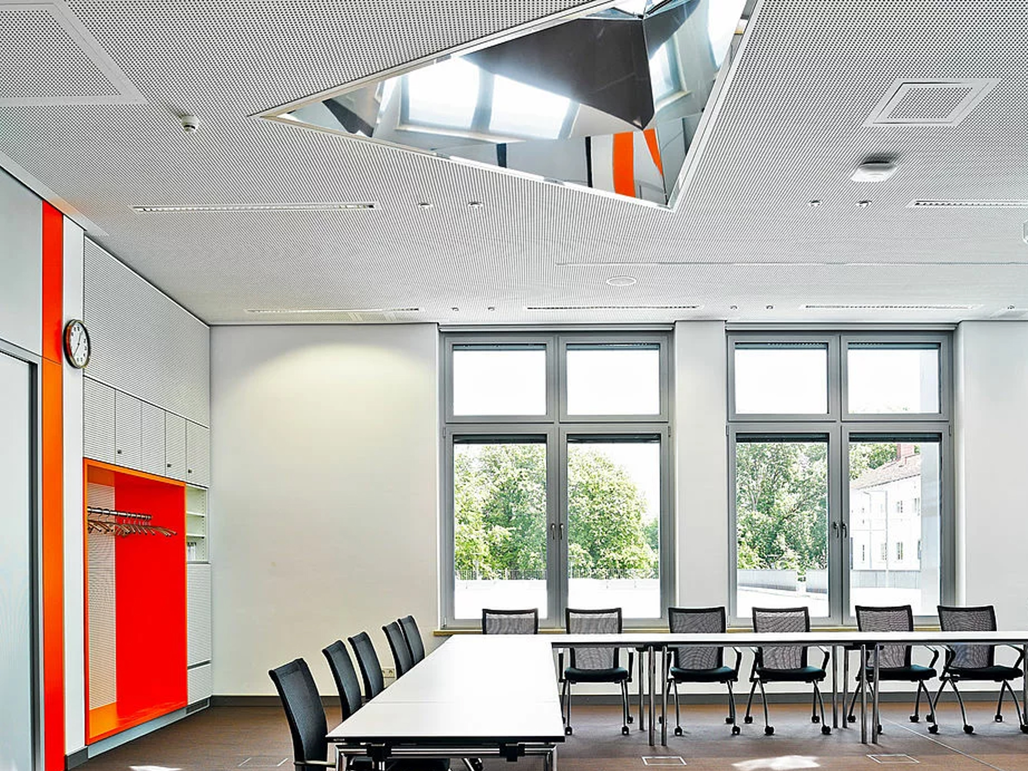 Educational institute of the trade association Perforated Aluminum Panels Aluminum Ceiling Aluminum Metal Ceiling