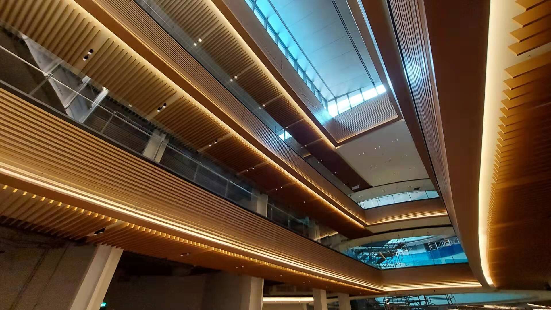 BBCC Mitsui Lalaport Mall Kuala Lumpur- Woodgrain Straight & Curve Baffle.jpg