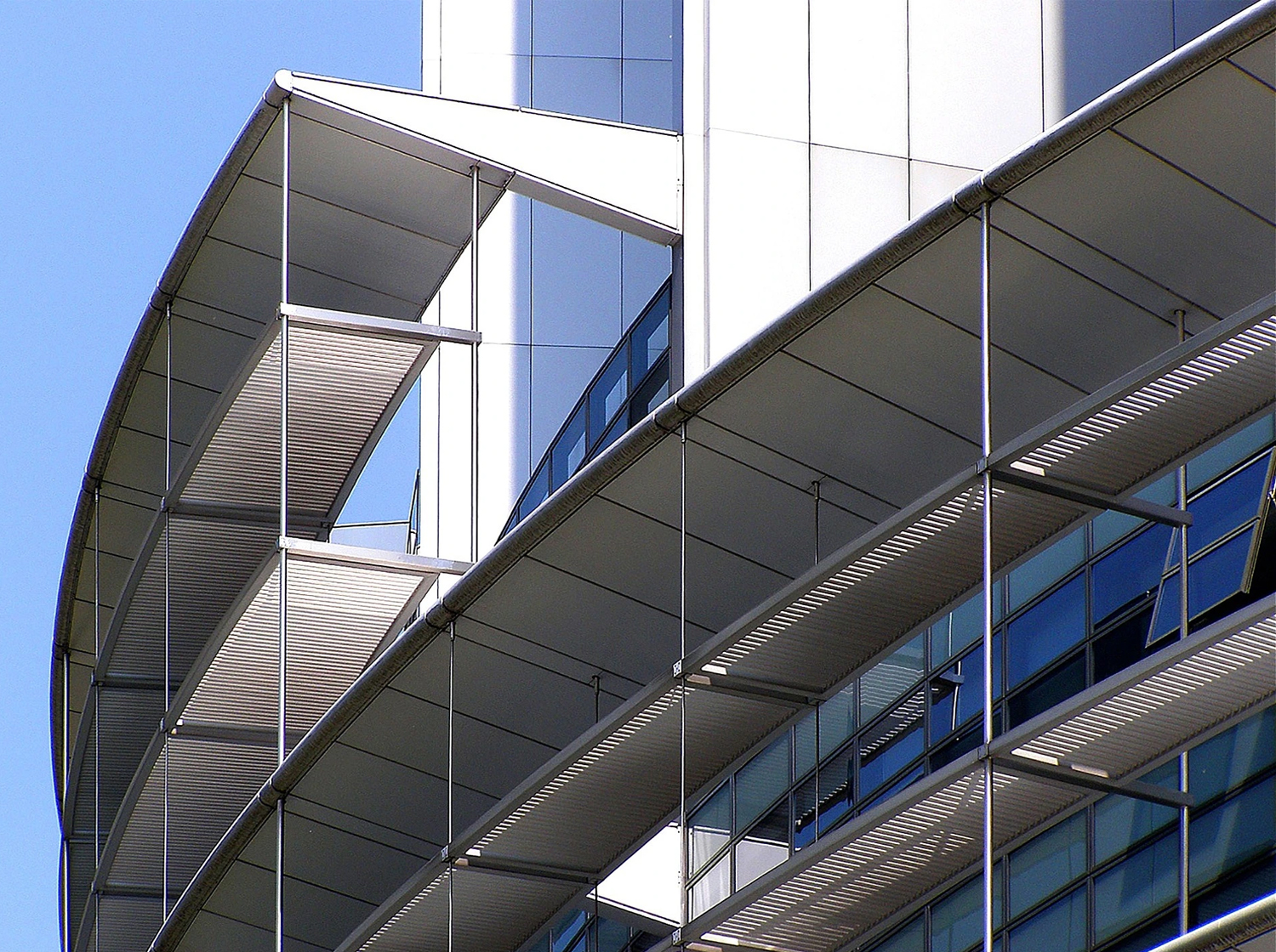 Embracing Low Maintenance Aluminum: A Game-Changer in Architectural Design